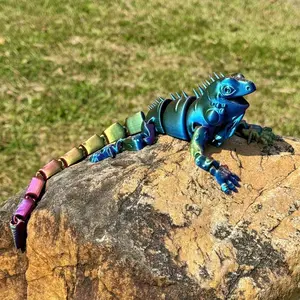 3D Printed Lizard Ornament, Articulating Animal Figurines, 1 Count Creative Reptile Collection Decor, Desktop Ornament for Home Office, Creative Birthday Gift