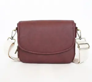 Ellie Crossbody | Vegan Leather Bag | Merlot