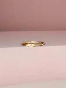 Fashion classic simple 26 letter women's decorative ring suitable for ladies everyday party banquets celebrating holiday gifts geometric design ring