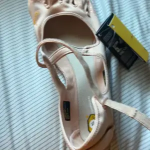 Vibram Five Fingers Yoga Shoes Women's V-Soul Sneaker Dance Shoes Multifunctional sports shoes