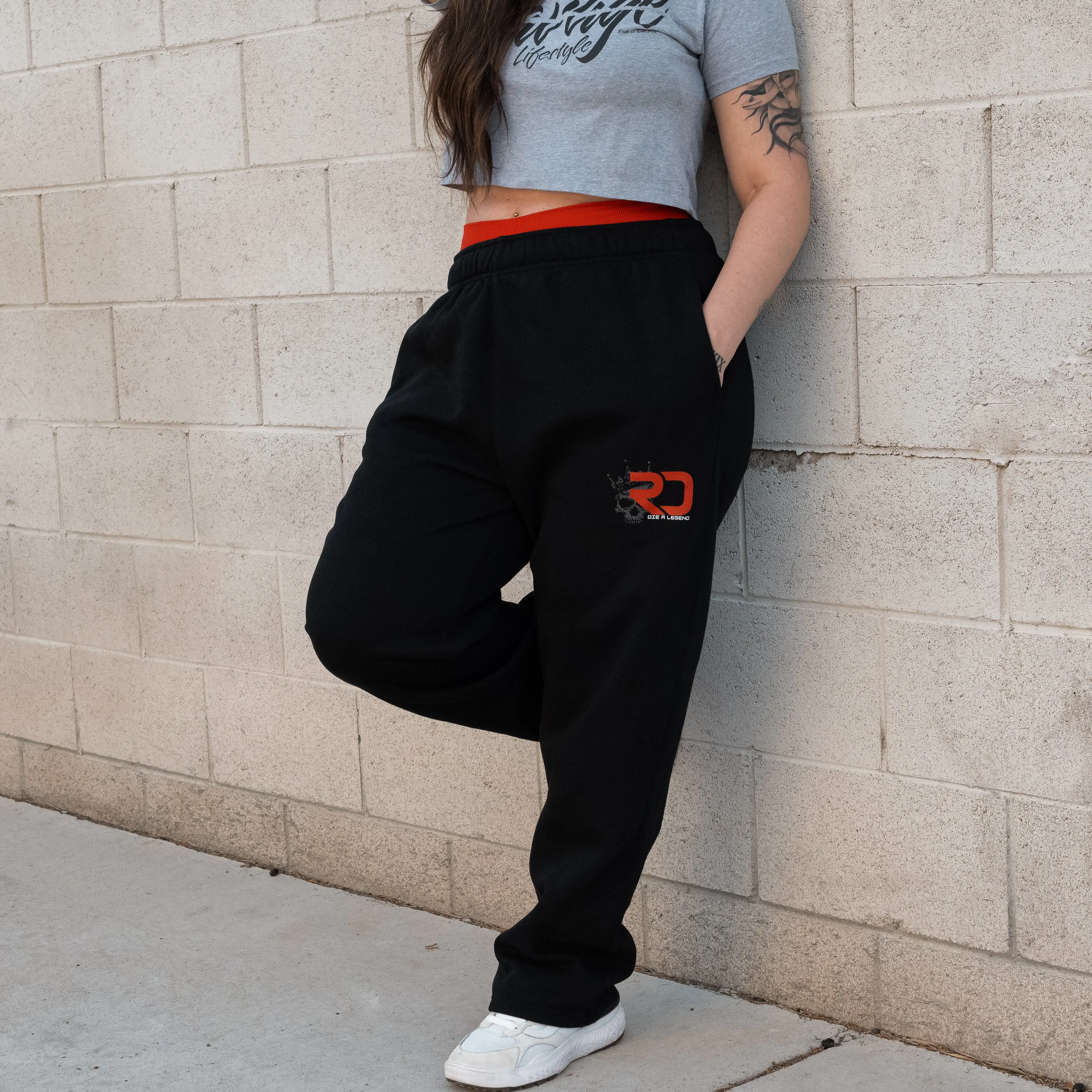 Cuffless Premium Sweats