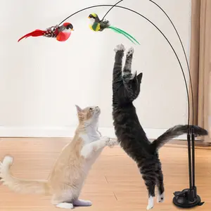 Interactive cat teaser with long double rod and powerful suction cup base - no handheld cat toy, with artificial feathers (red/green), non-toxic polyester material, suitable for hunting exercise, kittens and adult cats - available indoors and outdoors
