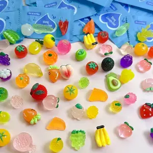 Realistic Food Toy Glow-In-The-Dark Lychee Grape Fruit Set, Random Packaging, Perfect for DIY Crafts & Home Decor Accessories