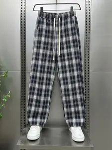 Men's Classic Retro Plaid Pants, Loose Straight Fit, Relaxed Fit, Flowy Trendy Style, Perfect for Daily Wear and Casual Outings