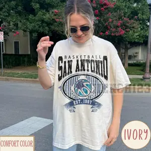 Comfort Colors San Antonio Basketball Shirt, Vintage San Antonio Hoops Tee, Retro Silver Black City Fan Shirt, Classic Texas Hoops Gift 9BBLN