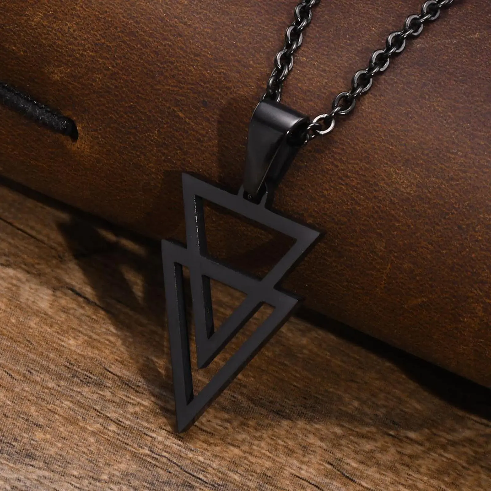Vnox Hollow Double Triangle Necklaces for Men, Stainless Steel Geometric Pendant Collar with O Chain 50/60cm