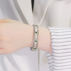 TIFFSWALO S925 Sterling Silver 18K Gold-Plated Lace Wide Bangle, Classic Retro Hand-Brushed Created Emerald Open Bracelet, Versatile Light Luxury High-End Silver Bangle