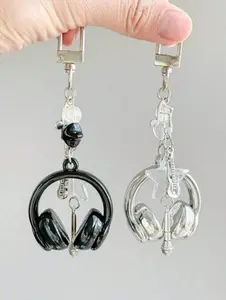 Mini Music Instrument Keychain, Earphone Microphone Guitar Music Note Keyring, Phone Bag Charm for Music Lovers