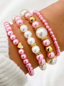 4-piece set of multicolor heart pearl bracelets, Exquisite Bracelet, suitable for daily wear, vacation dates, and other occasions, and also makes a delightful little gift.