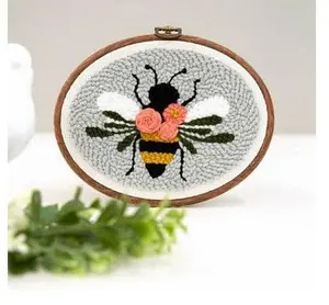 Kimberbell Punch Needle Embroidery Kit - Bloomin Bee