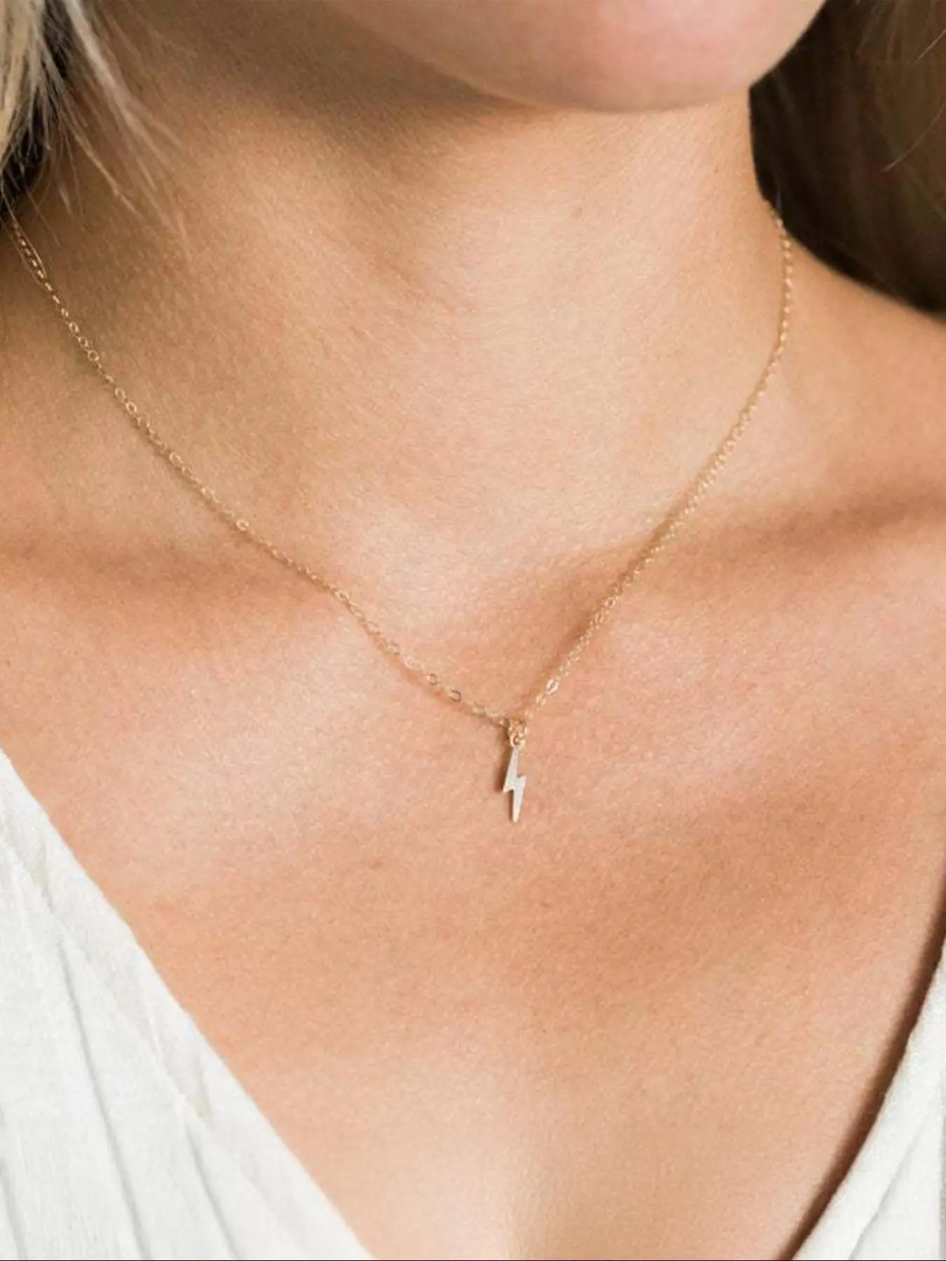 Lightning Pendant Necklace, Trendy Charms Necklace, Stainless Steel Jewelry for Party, Dainty Chain, Daily Clothing Decor, Trendy All-match & Exquisite Jewelry for Birthday Gift, Dainty Necklaces, Casual Style Necklaces, Fashion Cool Accessories