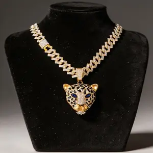 Black Panther Blue Eye Leopard Head Necklace VVS Moissanite Iced Out Cuban Chain Hip Hop Streetwear Jewelry for Men Dominant Style Gift