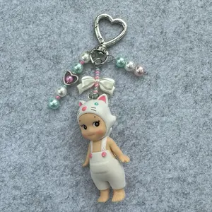 Cute Cat Keychain with Heart Charm and Pearl Beads - Adorable Accessory for Keys and Bags