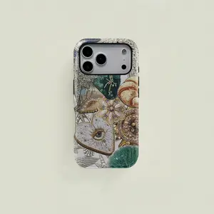 Colorful Bohemian-style retro beaded heart and seashell patchwork protective case, sturdy and durable 2-in-1 case, compatible with iPhone 17/16/15/14/13/12/11 Pro Max/Plus/Pro, Samsung Galaxy S25/S24/S23 Ultra series, simple and stylish phone case.