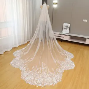 Ethereal Wildflower Meadow Embroidery Wedding Veil | Botanical Garden Design | Luxurious Scalloped Edge Masterpiece