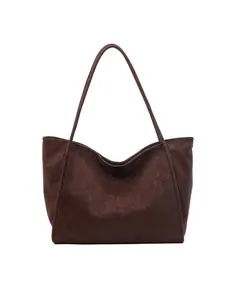 Niche, minimalist, fashionable tote bag with trendy and versatile texture, casual underarm tote bag for work and commuting, shoulder bag suitable for daily use in commuting and other scenarios