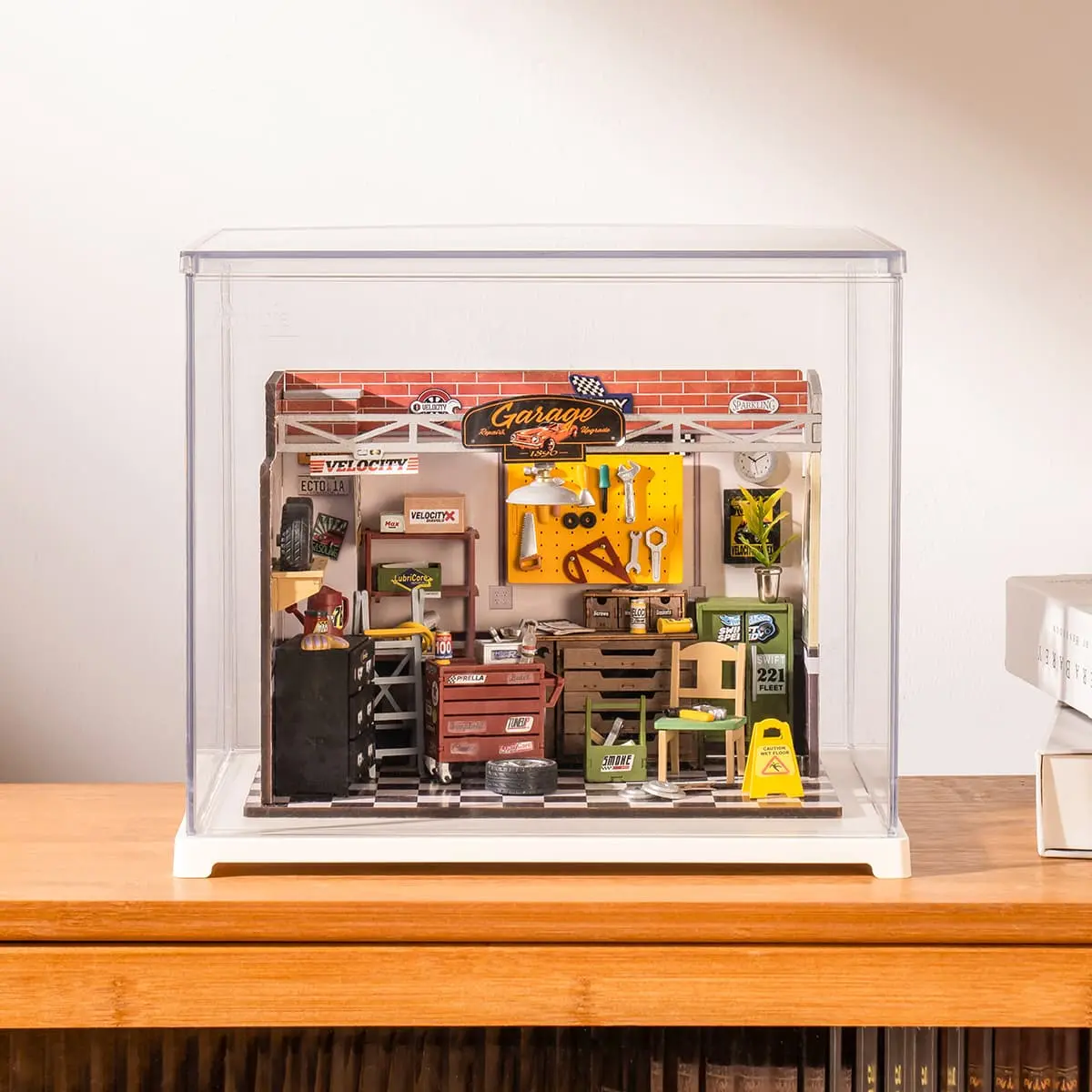 House with Display Box