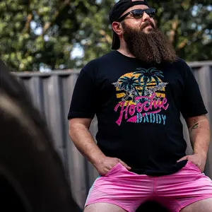 Hoochie Daddy Sunset T-Shirt Funny Summer Graphic Tee Beach Vacation Shirt Unisex Gift for Men Dad Husband