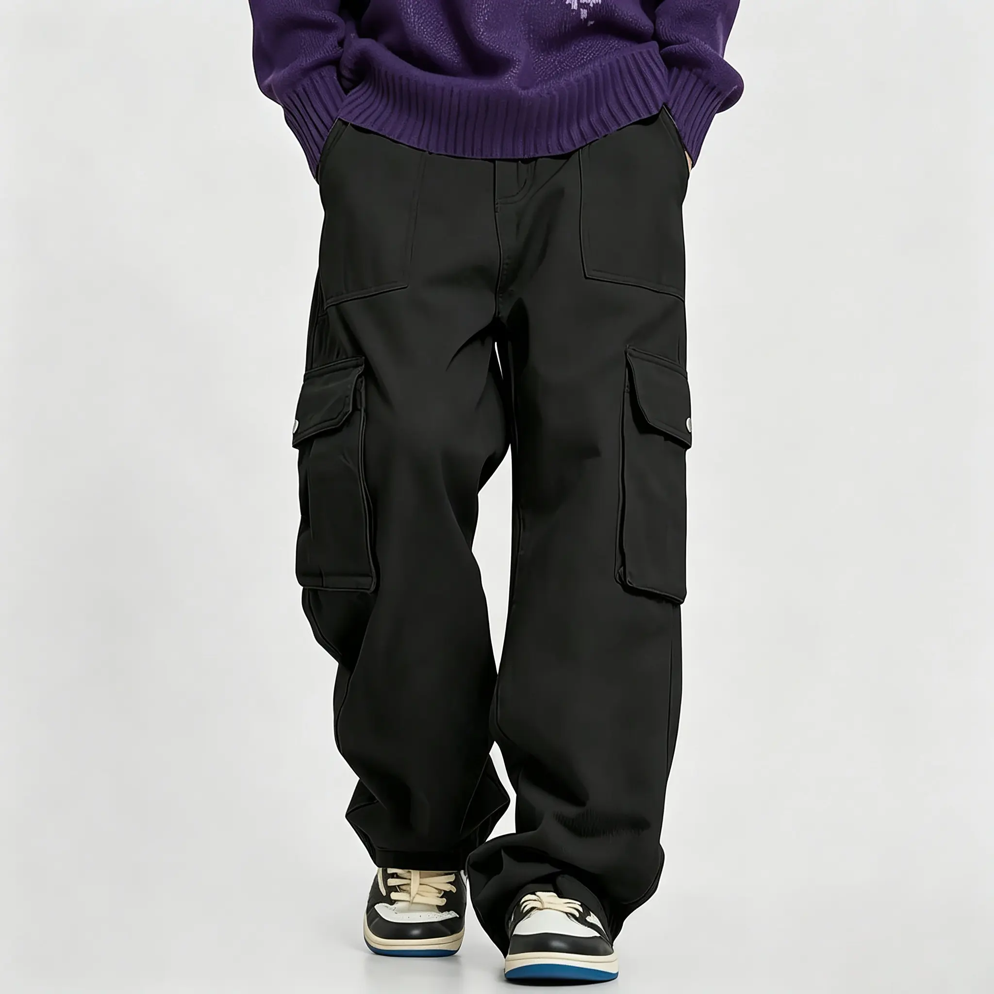 Menswear Classic Cargo Pants in Vintage Workwear Style with a Loose, High-Waist Fit, Durable Outdoor Fabric, Small
