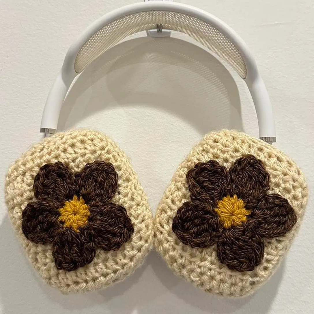 Crochet Flower AirPod Max Covers