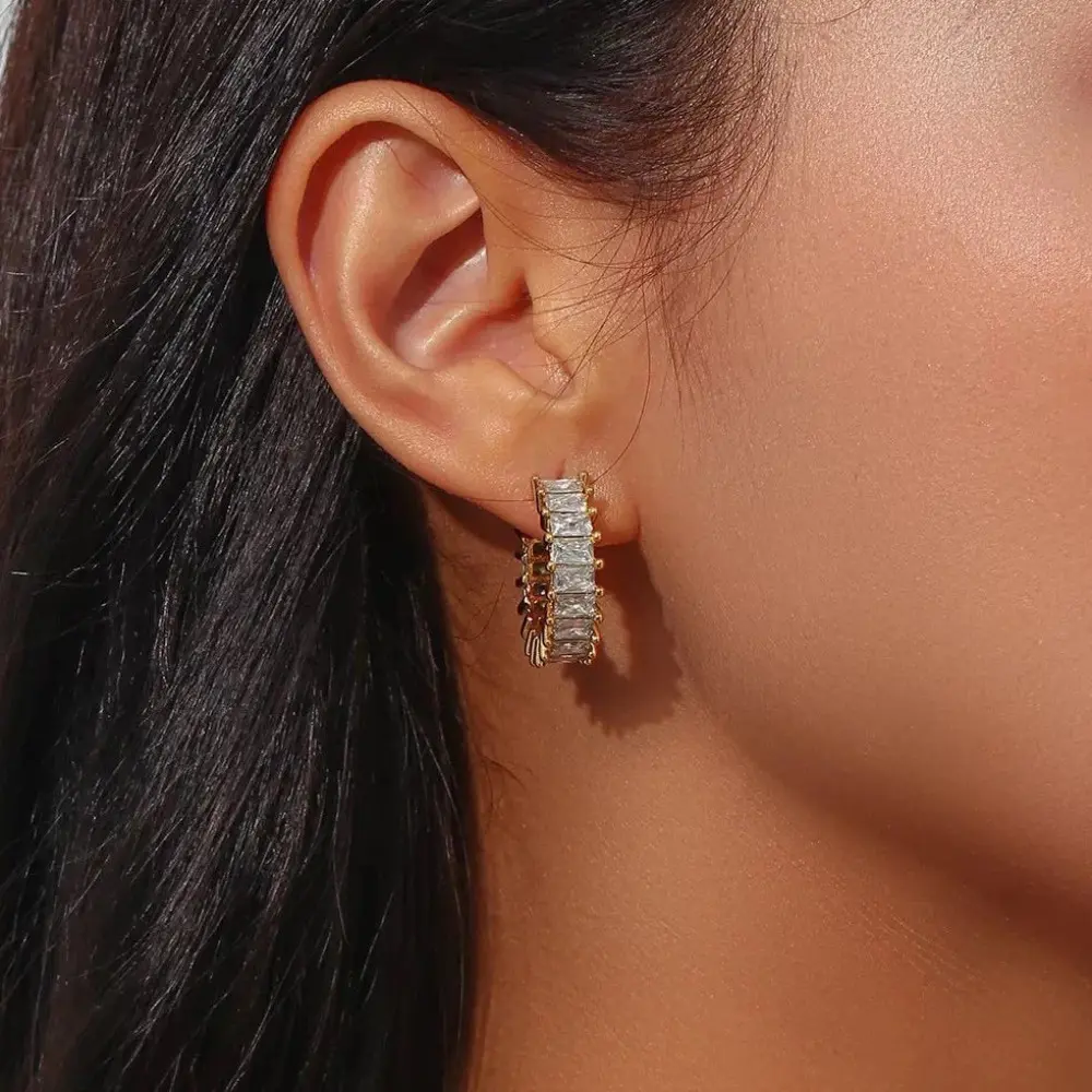 Emma's Heart | Luminary C - Premium 18K Gold Plated C-Shaped Huggie Earrings with White Zirconia