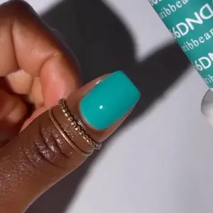 DND 666 CARIBBEAN SEA Gel and Lacquer Duo nail care nail art color valentine