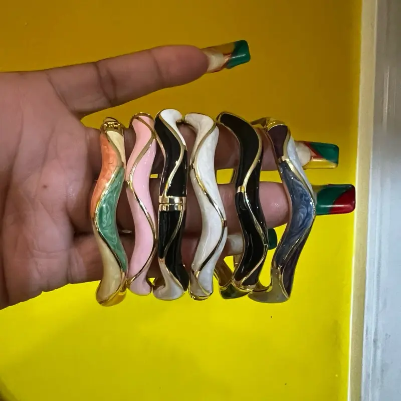Fancy Swirl Fashion Bangles - Colorful Wave Design, Gold Accents, Versatile Jewelry for Everyday Wear