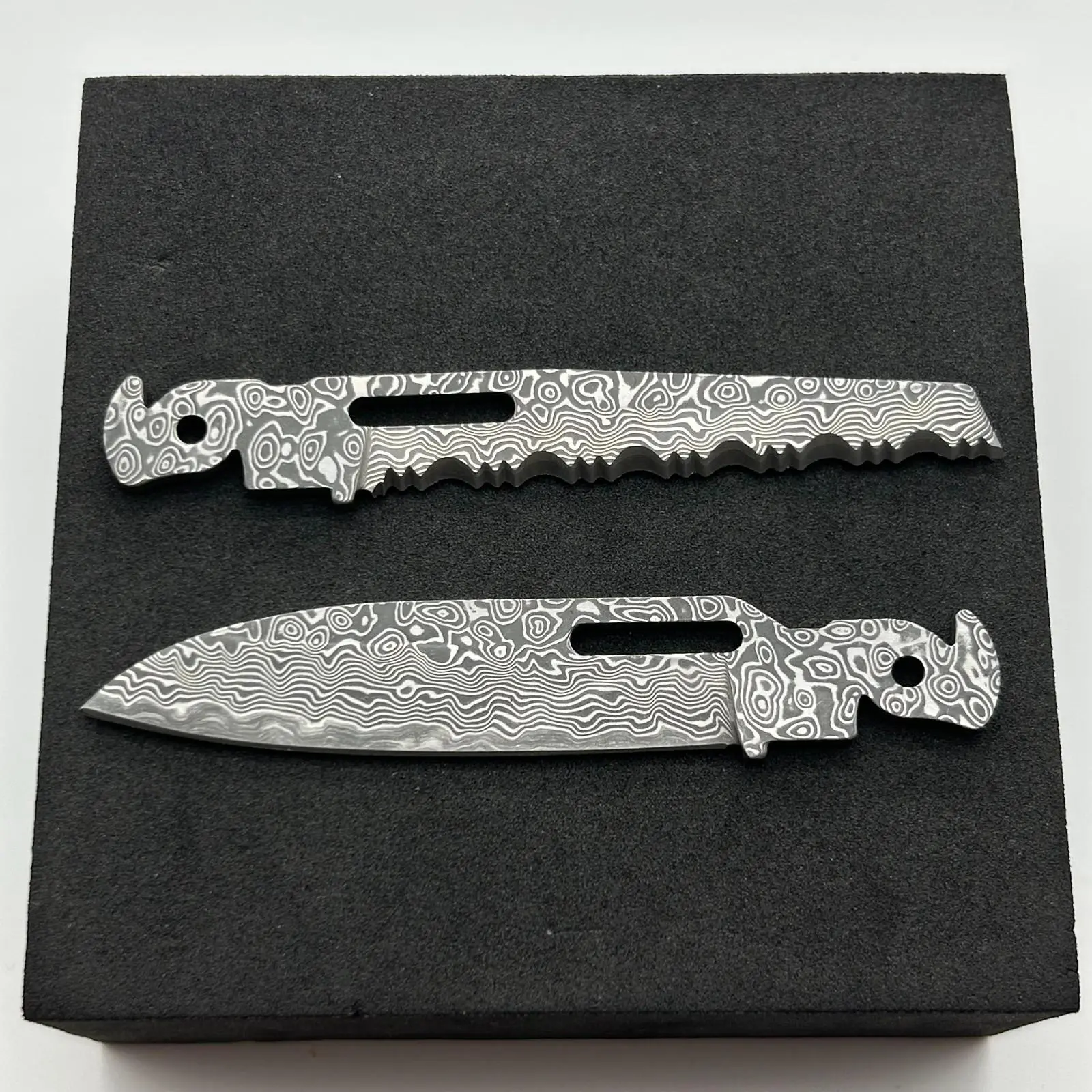 SURGE(MAIN+SAW BLADE)