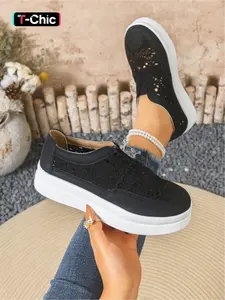 Women's new round-toe thick-soled crochet hollow breathable slip-on shoes for outdoor wear, stylish, simple, comfortable, lightweight, suitable for daily commuting and casual wear, Walking Shoes
