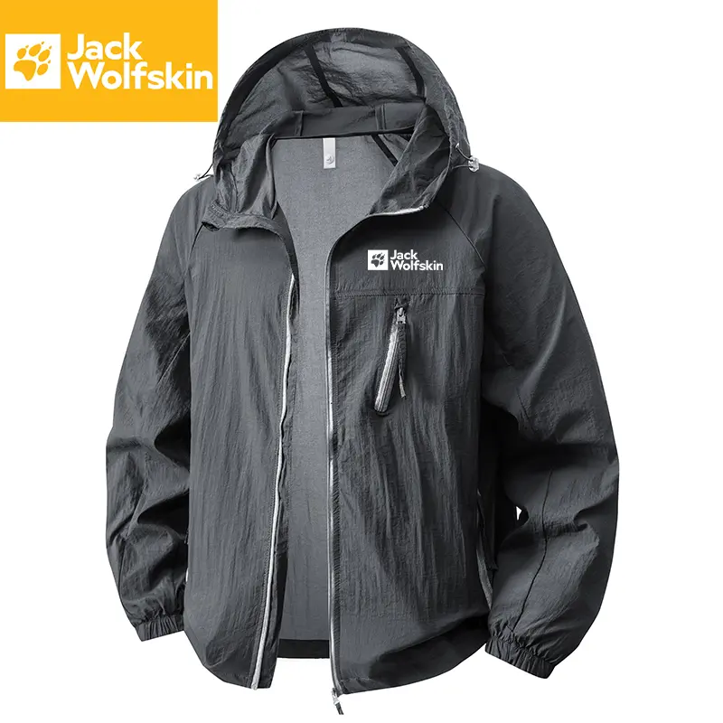 JACK WOLFSKIN Hooded Windbreaker Jacket - Full-Zip Lightweight Outerwear for Scooter Rides, Outdoor Activities & Daily Wear