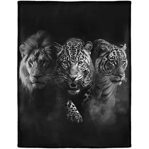 1pc Black and white lion, tiger, and leopard pattern blanket, soft and comfortable, suitable for sofa beds and flannel blankets.