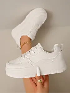 Lace-up sports dad shoes designed specifically for women, height-increasing white casual chunky heel shoes, comfortable and lightweight wedge sneakers, breathable and durable, suitable for school, travel, dating, streetwear, and other occasions.