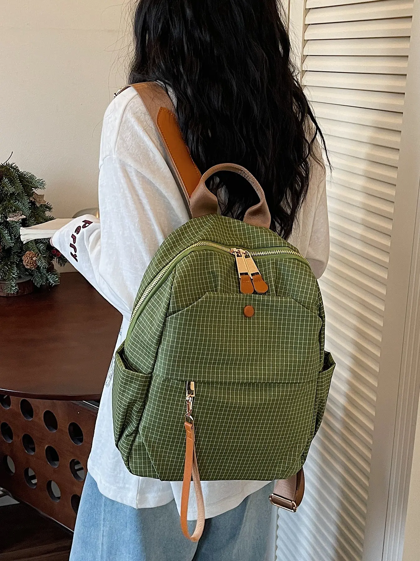 1pc Ladies' plaid nylon casual backpack, fresh and versatile campus commuting backpack, multi zipper compartment daily storage bag, side pockets, suitable for commuting and short distance travel Backpacks Women Commuter Backpack