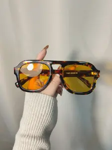 New Trendy Retro Dual Bridge Large Frame Glasses, Face Slimming Casual Fashion, High-End Tortoiseshell Leopard Pilot Sunglasses, Classic Shades