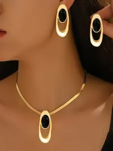 French Chic Minimalist Oval Geometric Pendant Necklace Earrings Set, Elegant Jewelry Accessories, Unique Fashion Gift