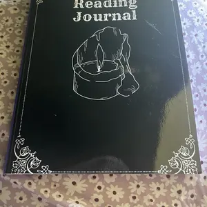 READING TRACKER JOURNAL