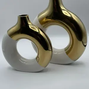 Luxury Gold & White Donut Ceramic Vase Set – 2-Piece Modern Round Hollow Vases for Pampas Grass, Dried Flowers, or Glam Home Décor