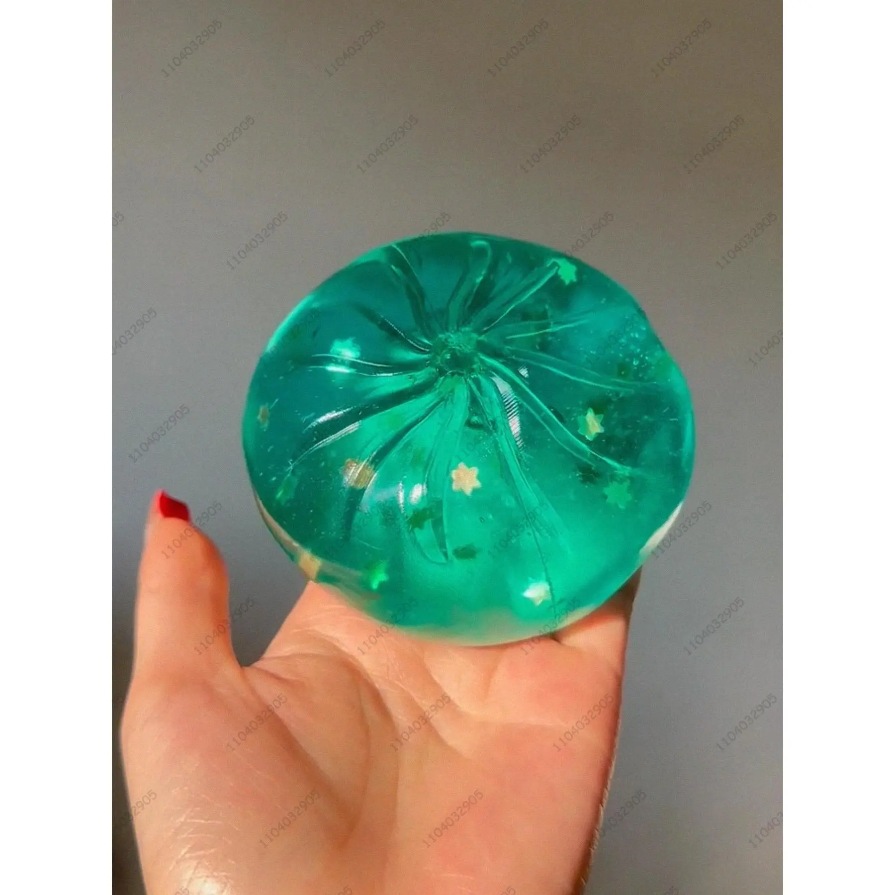 Star Mint Bun Stress Ball - Non-Bounce Soft Squishy Fidgets, Unisex Paper Squishies Craft Toy, ASMR Sensory Hand Exercise & Stress Relief Toy