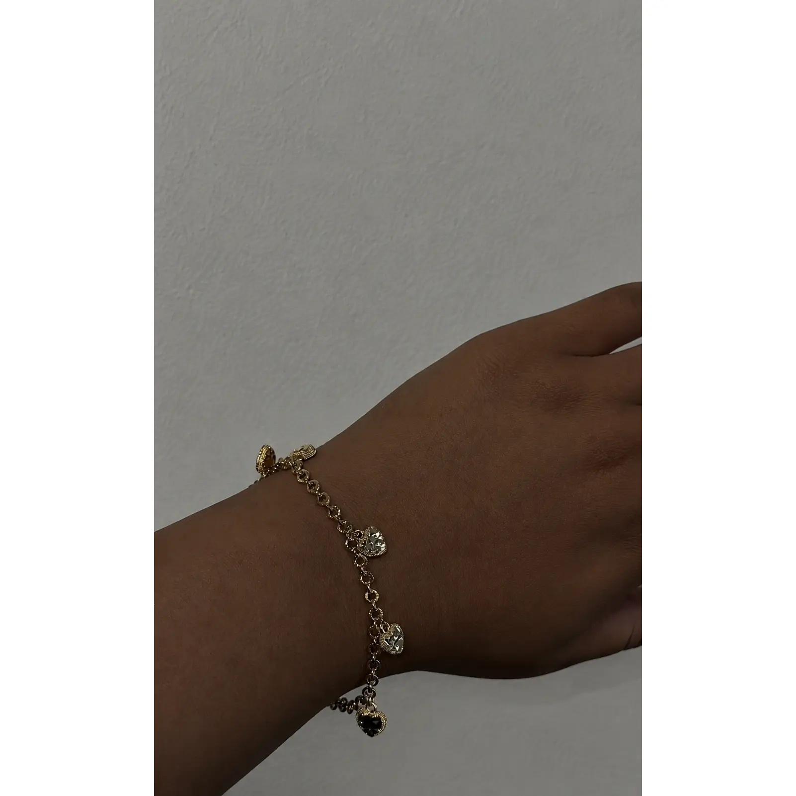 Heart dangle bracelet