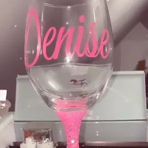 Pink Glitter ‘Name’ Wine Glass Pink Glitter ‘Name’ Wine Glass