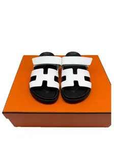 Hermès Chypre Sandals SIZE 36 6WQS