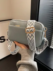 Vintage Trendy Crossbody Bag with Adjustable Strap，Trending purses for 2026，Classic Shoulder Bag，Everyday bag,Shoulder bags,Everyday purse,Crossbody Bag for women