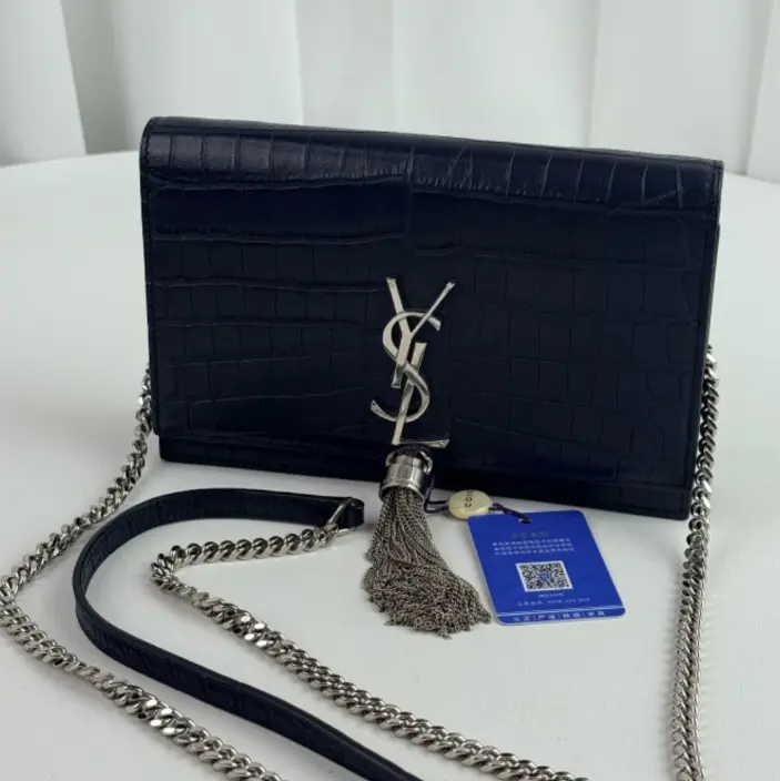 Pre-owned Yves Saint Laurent Classic Monogram Tassel Crossbody Bag Crocodile Embossed Leather Small Kate