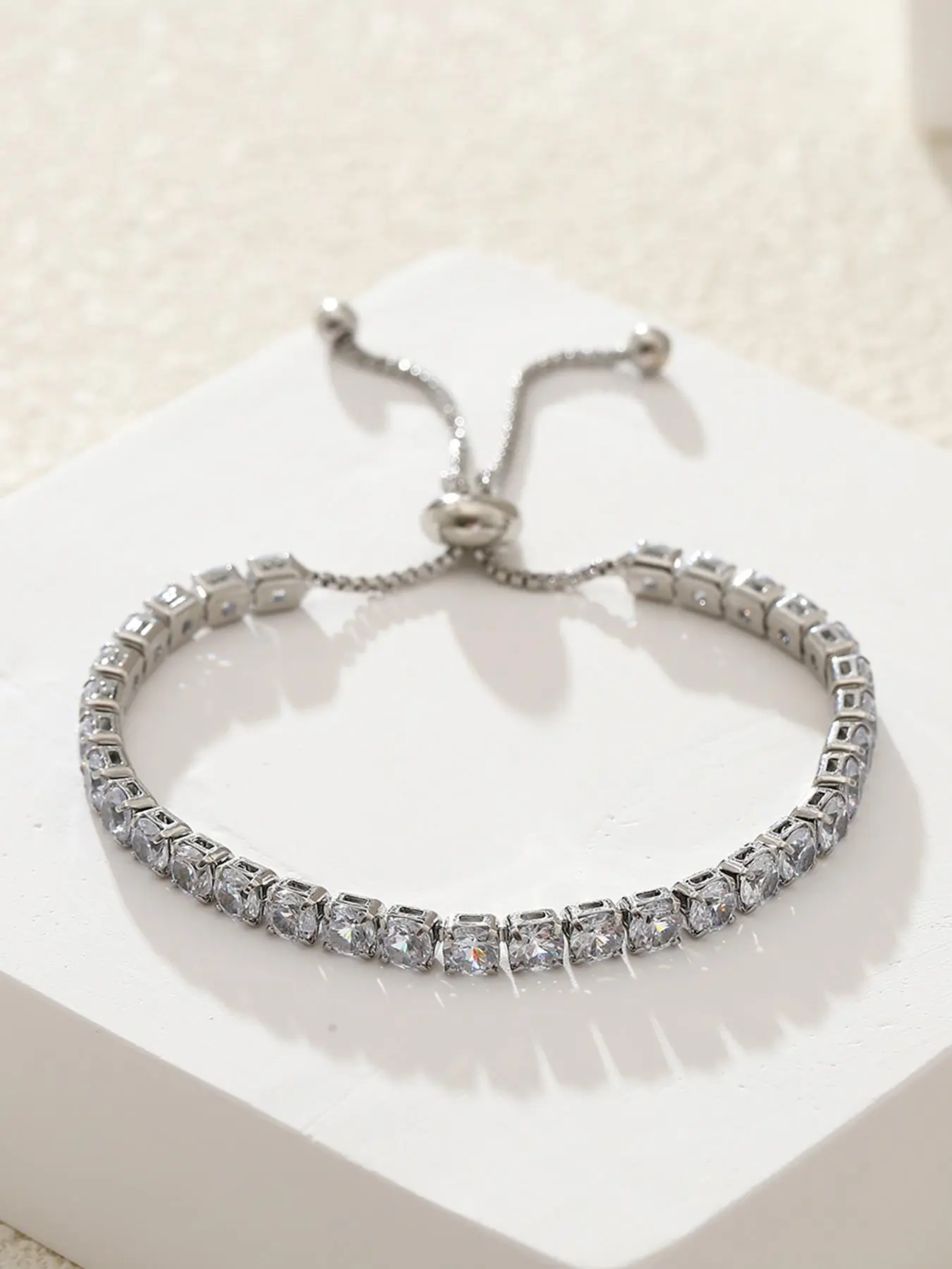 Fashion Luxury Rhinestone Single Row Adjustable Sliding Bracelet, Casual Artificial Zircon Hand Chain, All Seasons Jewelry, Adjustable Bracelets