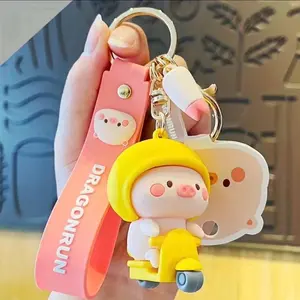 Piggy Pals: Adorable Pig Keychains!