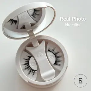 Magnetic Eyelashes with Applicator, Reusable Magnetic Eyelashes Natural Look, No Glue Needed False Soft Thick Lashes Kit Without Eyeliner, Portable Lashes for Eye Makeup (Manga)