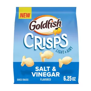 Goldfish Crisps Salt & Vinegar Flavored Baked Chip Cracker Snacks, 6.25 Oz Bag