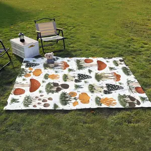Mushroom Pattern Picnic Mat, Portable Foldable Beach Mat, Picnic Blanket for Outdoor Camping & Picnicking, Suitable for Family Gatherings in Spring, Summer