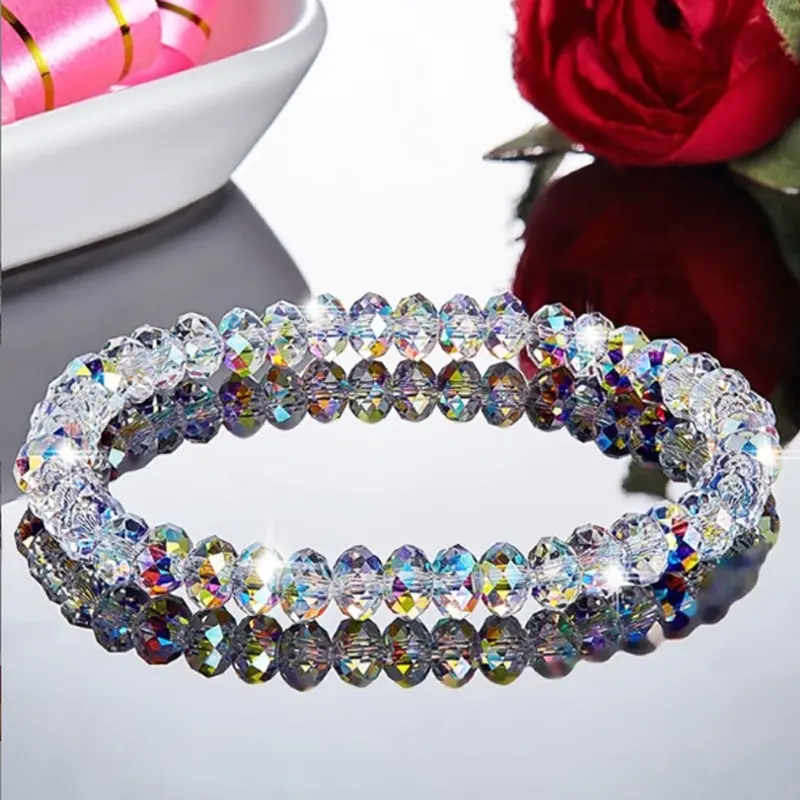 Women's Simple and Fashionable Crystal Beaded Bracelet - Sweet Style. Suitable for giving as a gift to friends, family, Mother's Day, family gatherings.