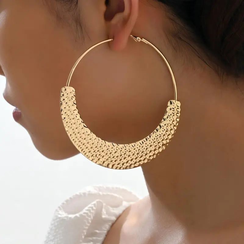 Minimalist Hollow Out Texture Metal Design Large Size Hoop Earrings, Ear Hoops, 2024 Fashionable Vintage Earrings for Women, Party Matching Ear Piercing Jewelry